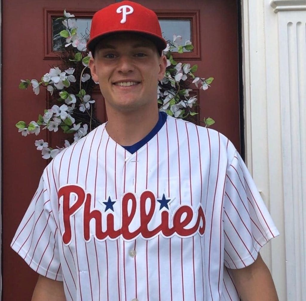 0pSe3MrD Billy Sullivan after signing with the Philadelphia Phillies 1