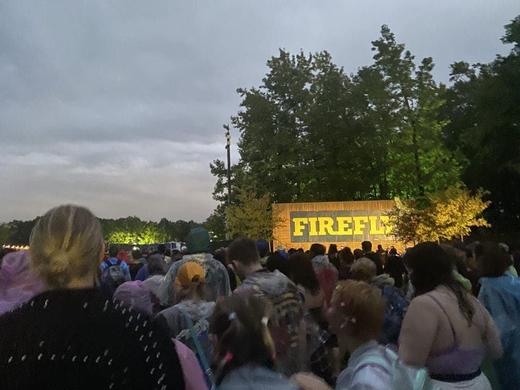 Firefly fans quickly put storm, delays behind them as music starts