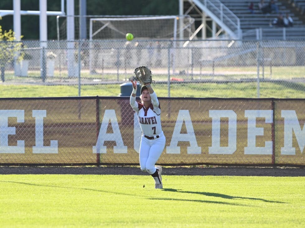Kendall Browne Caravel Softball catching a fly ball photo by Nick Halliday 1