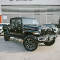 Jeep to stop sending gas-powered Wranglers to DE dealers