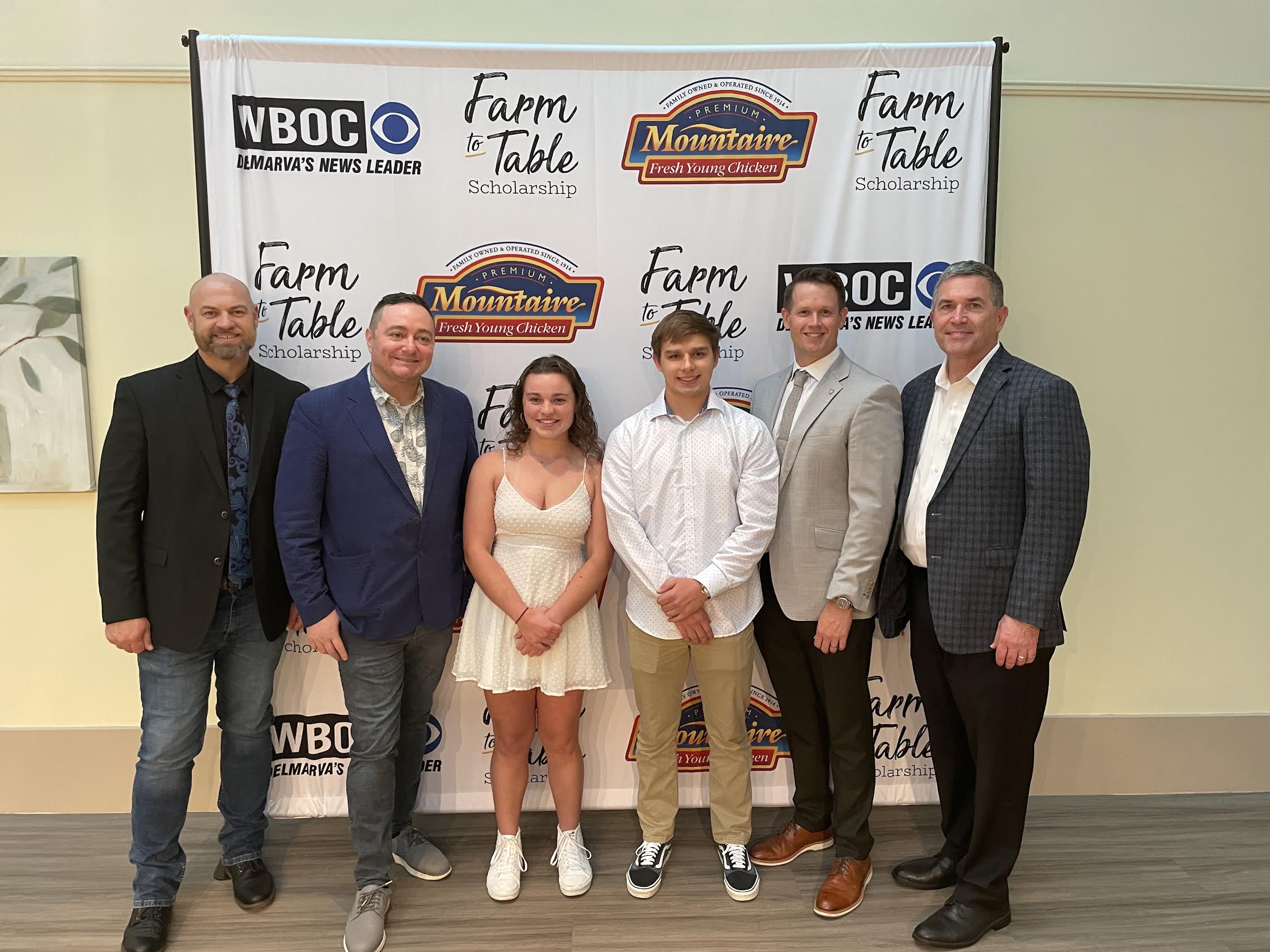 From left: Outdoors Delmarva Host Jason Lee, Delaware celebrity chef Hari Cameron, join overall Farm to Table agriculture scholarship winners Samantha Teoli and Aidan Bell, Mountaire Community Relations Manager Zach Evans and Mountaire President Phillip Plylar.