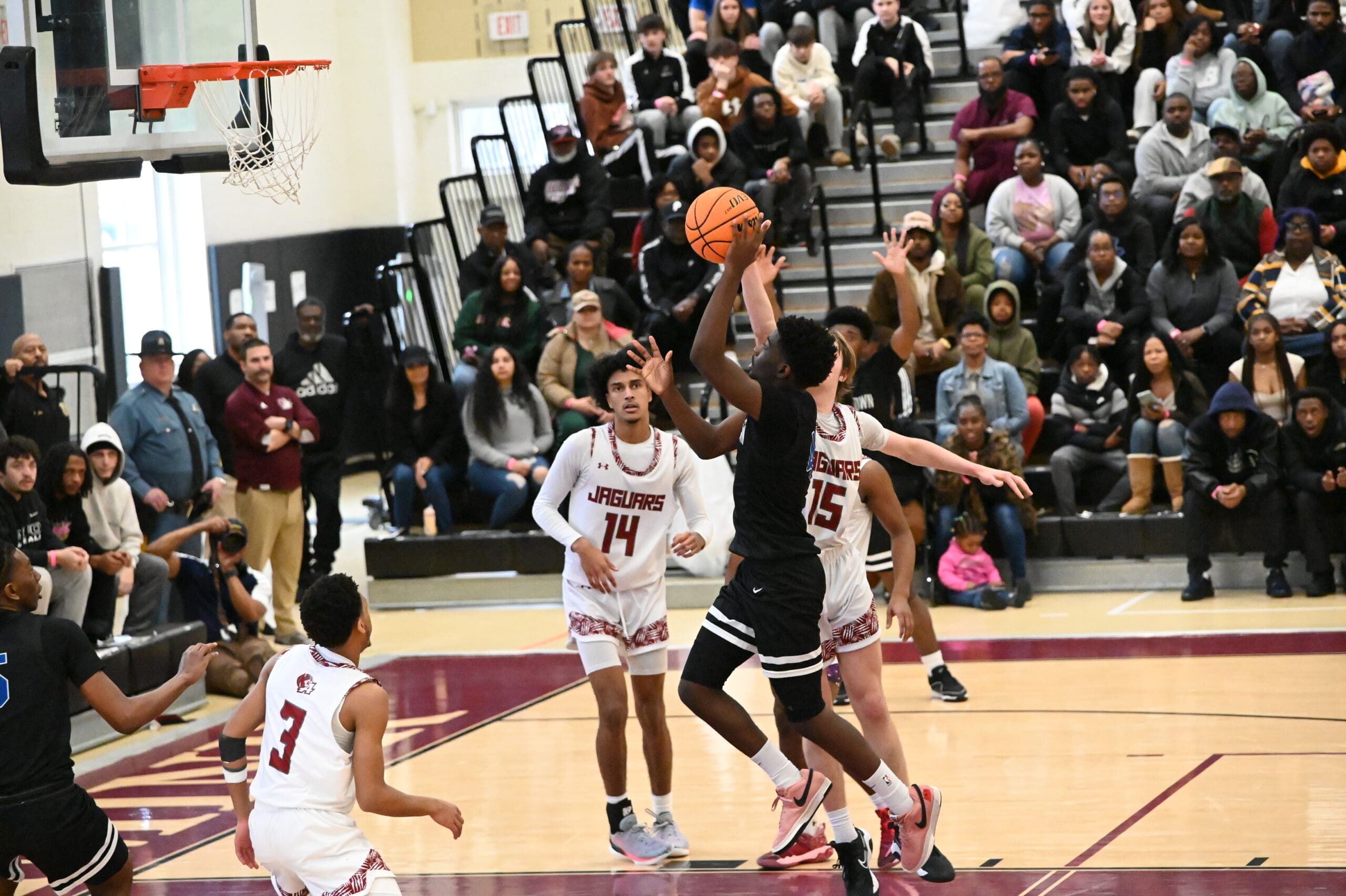 Middletown basketball Zion Mifflin attempts a shot in the triple overtime win over Appo photo courtesy of Nick Halliday scaled