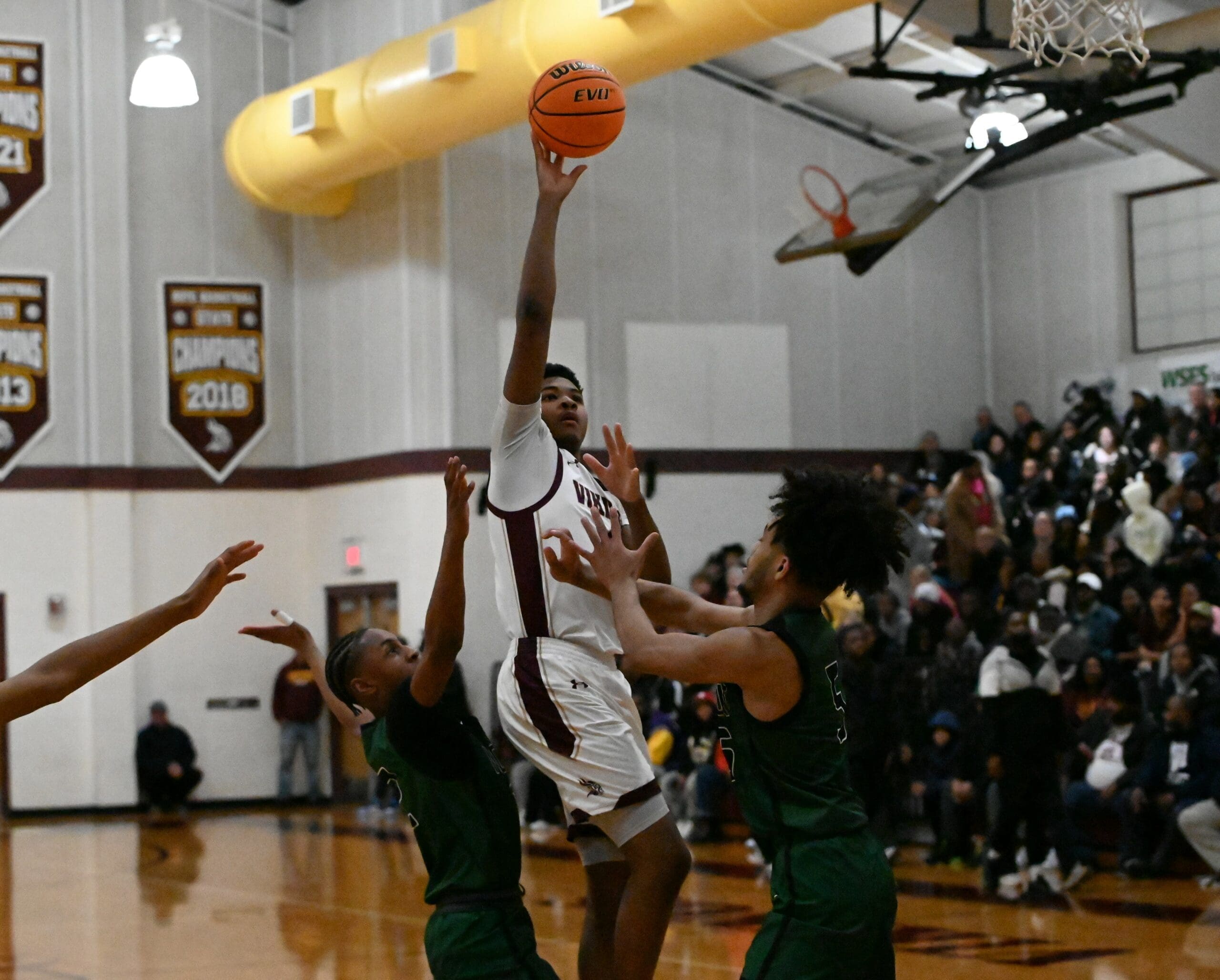 Featured image for “St Elizabeth holds off Mount to advance”