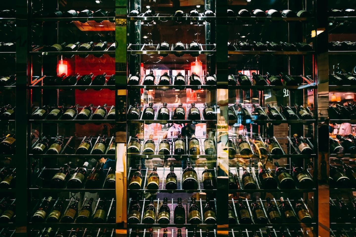 Delaware's liquor stores are facing tough times. Adrien Olichon photo from Pexels.