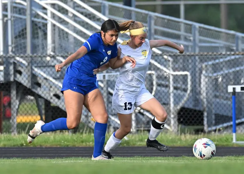 Featured image for “On the Pitch: Week 7 girls soccer top 10”
