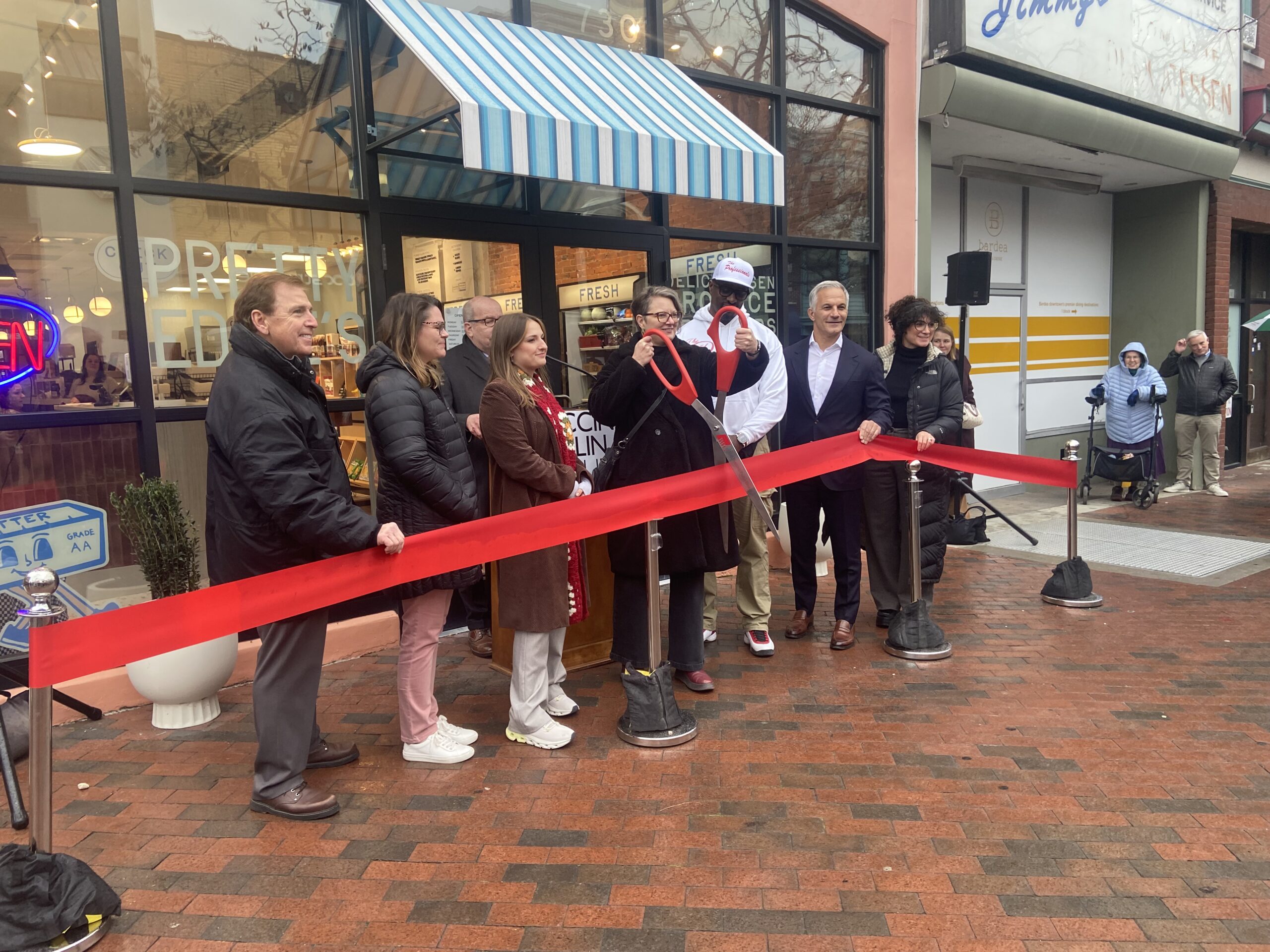 Featured image for “Pretty Eddie’s Market Opens its Doors to the Wilmington Community”